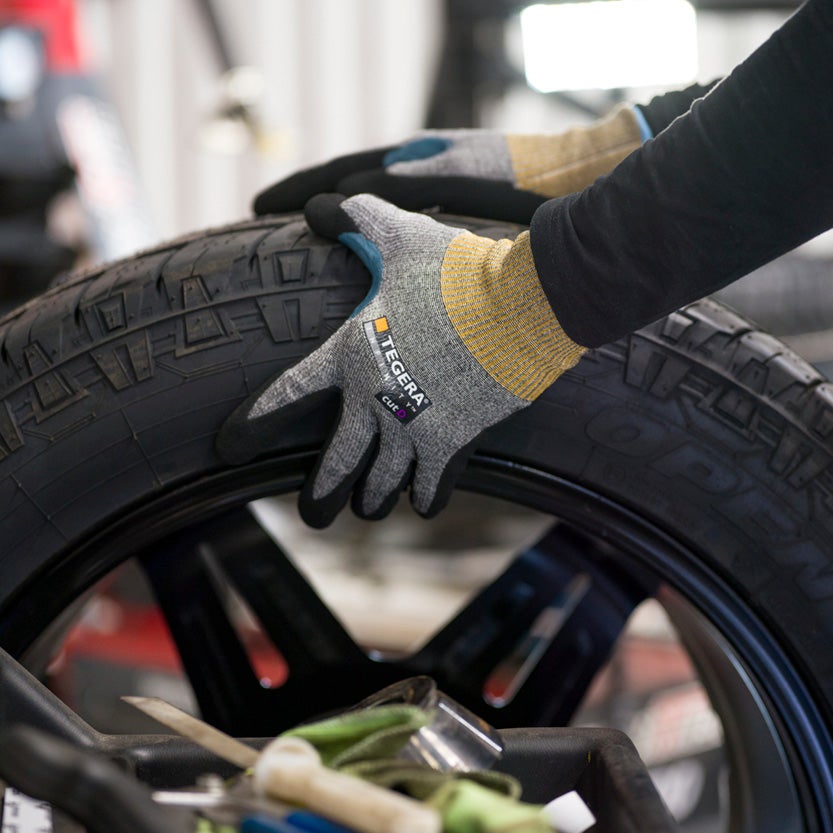 Skärskyddshandske Tegera Infinity 8807R CUT D, stl 6